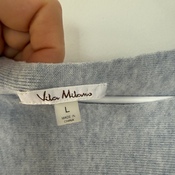 Sweater L - Picture 2 of 3